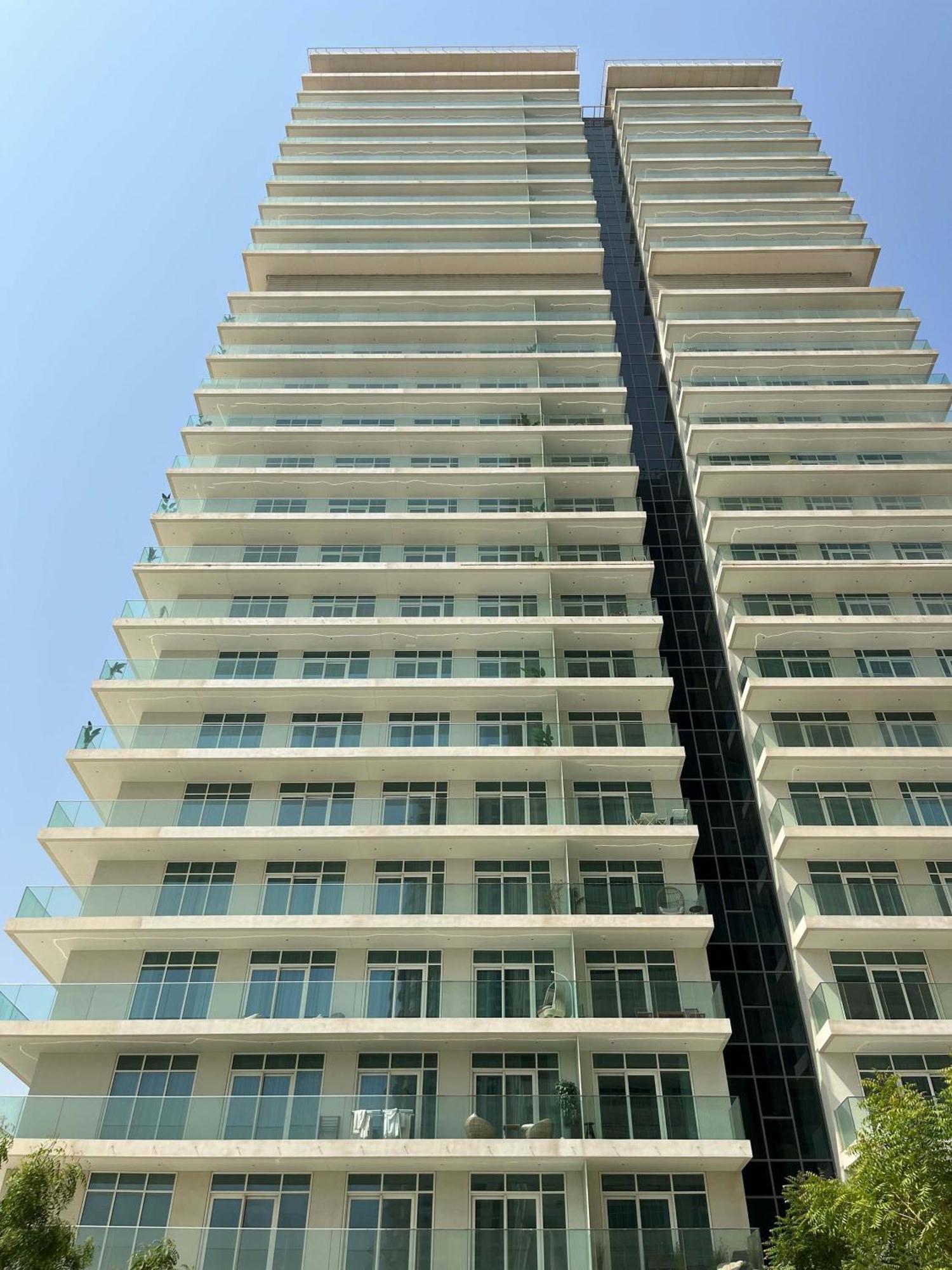 Silkhaus Palm View 1Bdr With Private Beach In Emaar Beachfront Dubai Eksteriør billede